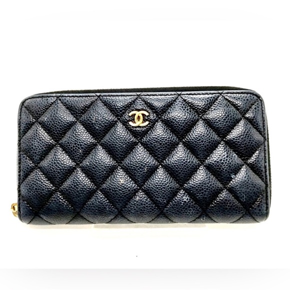 Chanel CC Caviar Skin Zip Wallet - Picture 1 of 9